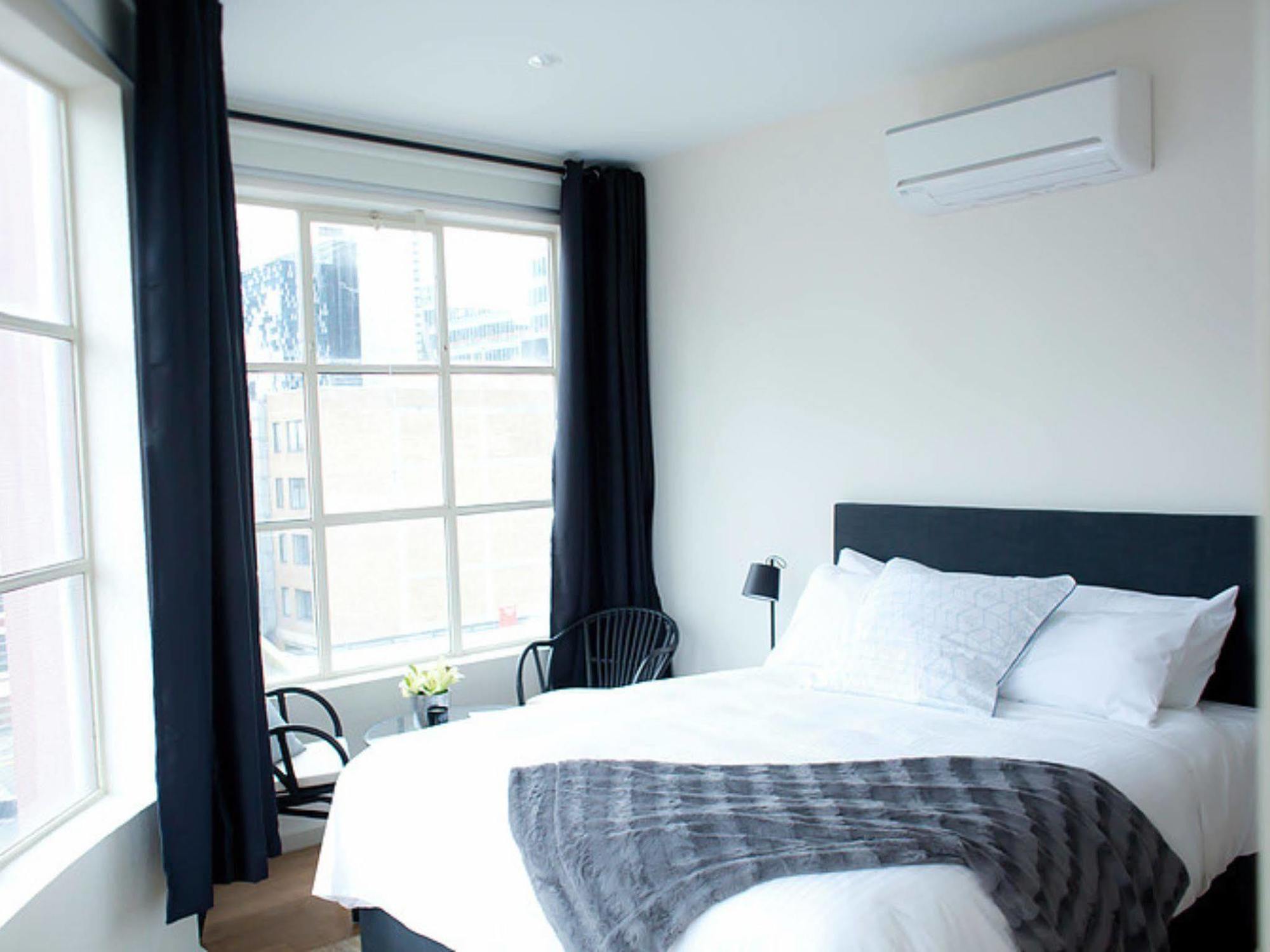 The Town Apartments Melbourne Bagian luar foto