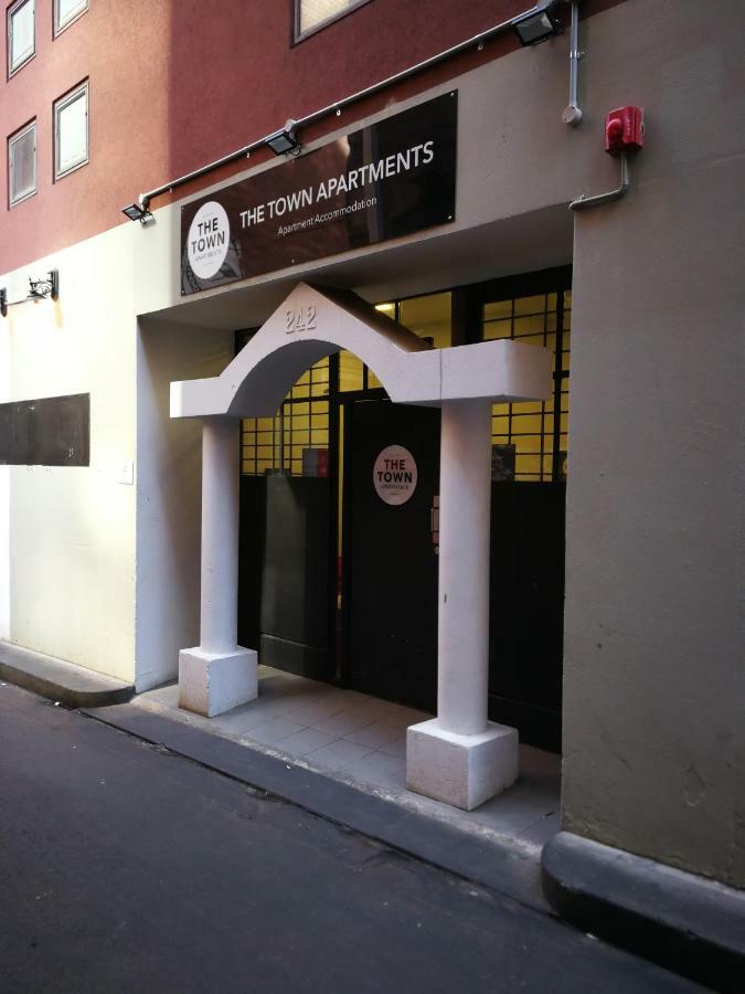 The Town Apartments Melbourne Bagian luar foto